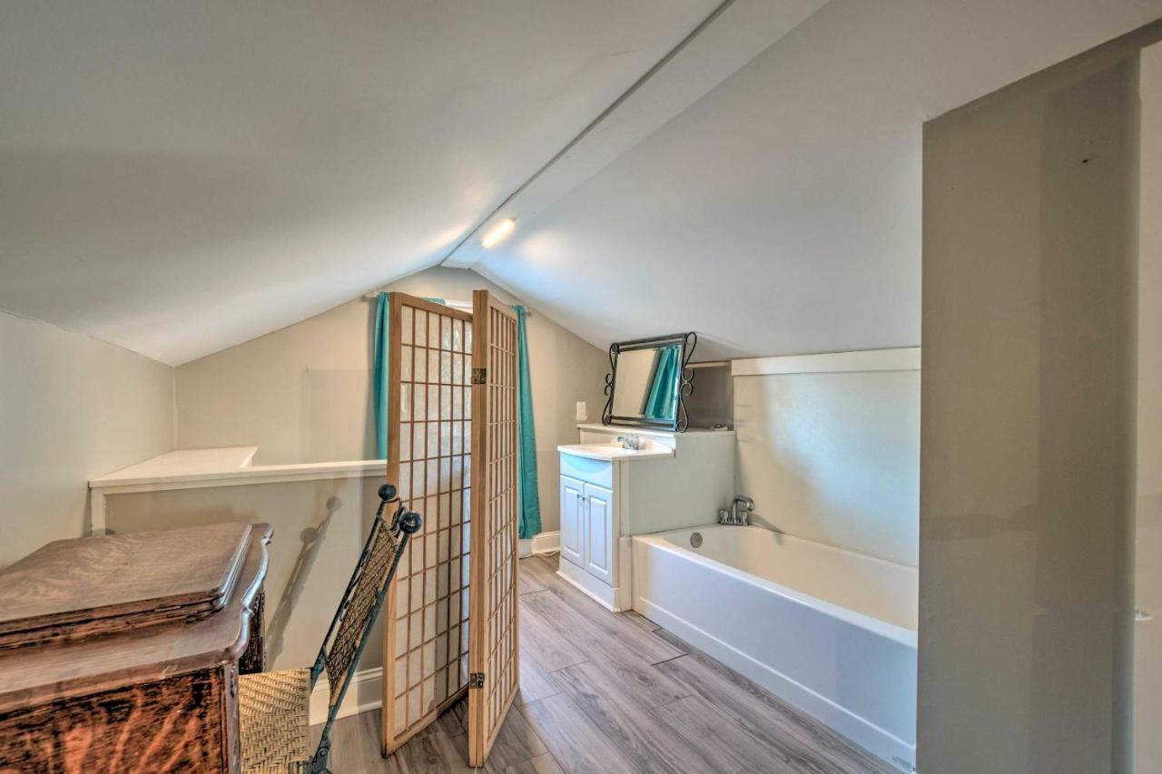 Modern Florence Getaway With Patio And Grill! Bagian luar foto